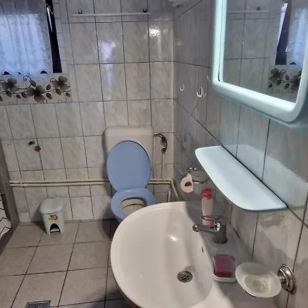 Casa Dorului 게스트하우스 *